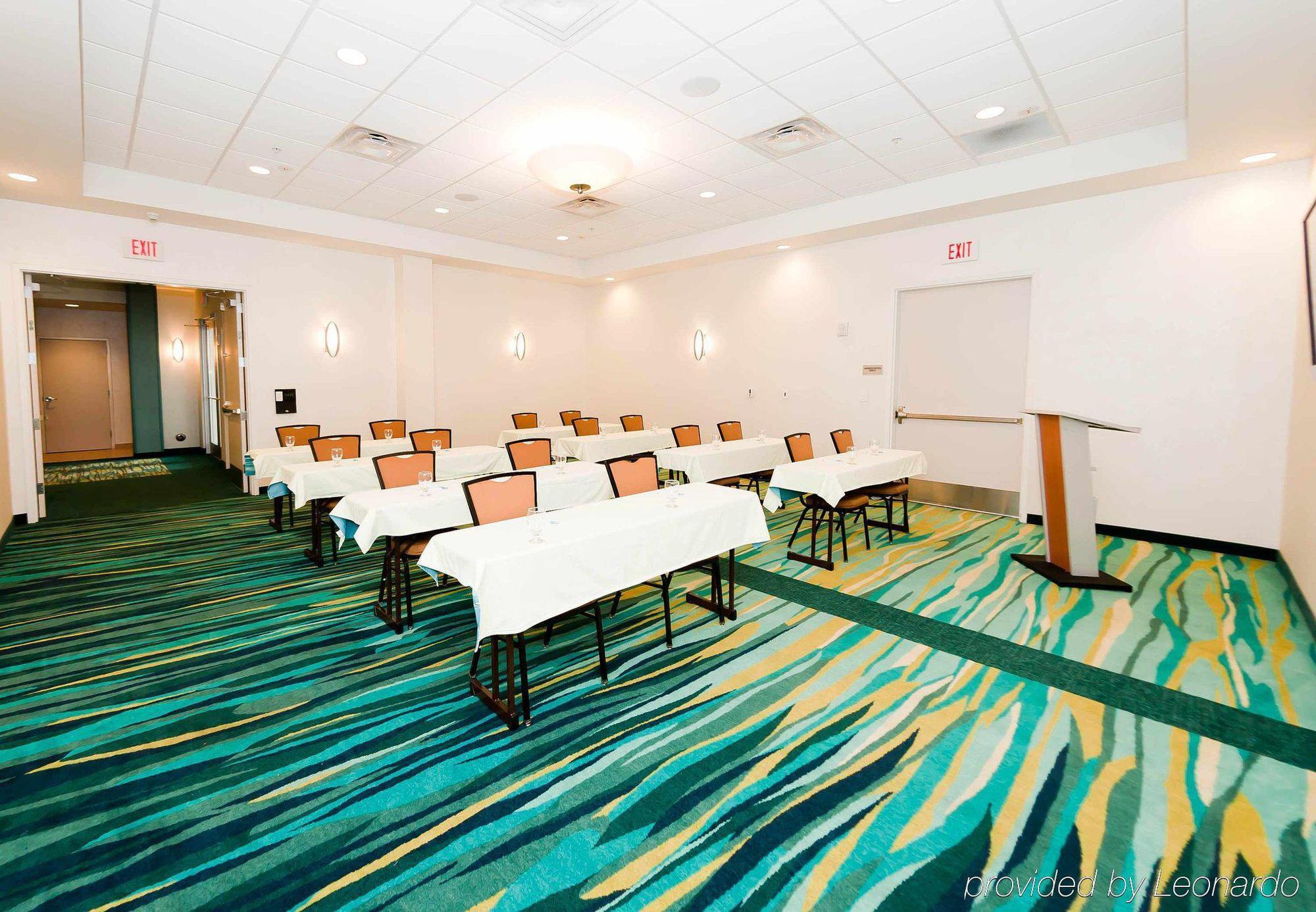 Hotel Springhill By Marriott Downtown 3*